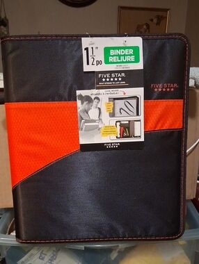 NEW Five Star Orange and Black Zippered 1.5" Binder